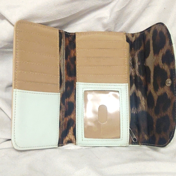 Wallet - Picture 2 of 3